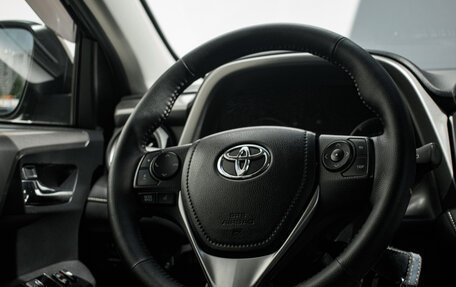 Toyota RAV4, 2016 год, 2 445 000 рублей, 12 фотография