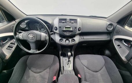 Toyota RAV4, 2006 год, 1 020 000 рублей, 11 фотография