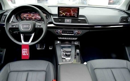 Audi Q5, 2021 год, 4 849 000 рублей, 6 фотография