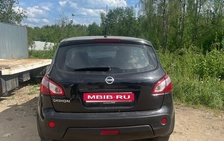 Nissan Qashqai, 2010 год, 550 000 рублей, 2 фотография