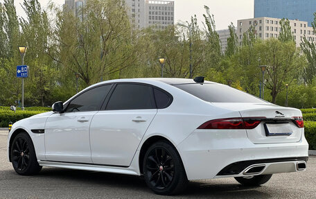 Jaguar XF II, 2022 год, 3 288 000 рублей, 2 фотография