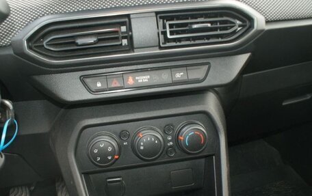 Dacia Sandero, 2022 год, 1 523 657 рублей, 8 фотография