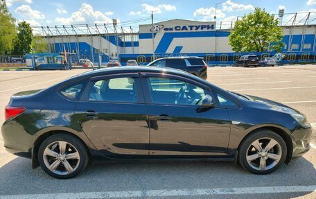 Opel Astra J, 2013 год, 850 000 рублей, 7 фотография