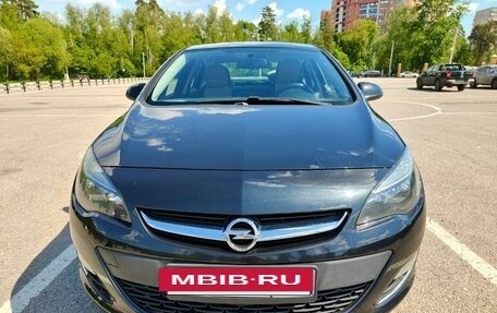Opel Astra J, 2013 год, 850 000 рублей, 2 фотография