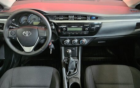 Toyota Corolla, 2013 год, 1 249 000 рублей, 9 фотография