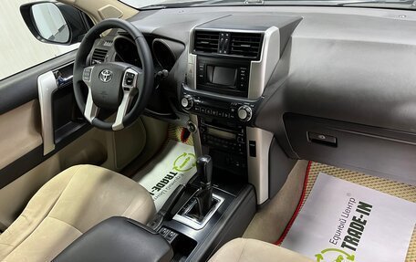 Toyota Land Cruiser Prado 150 рестайлинг 2, 2013 год, 2 695 000 рублей, 14 фотография