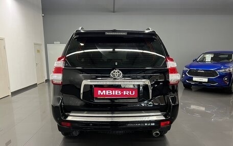 Toyota Land Cruiser Prado 150 рестайлинг 2, 2013 год, 2 695 000 рублей, 4 фотография