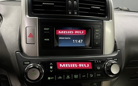 Toyota Land Cruiser Prado 150 рестайлинг 2, 2013 год, 2 695 000 рублей, 15 фотография