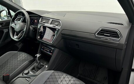 Volkswagen Tiguan II, 2022 год, 4 362 800 рублей, 9 фотография