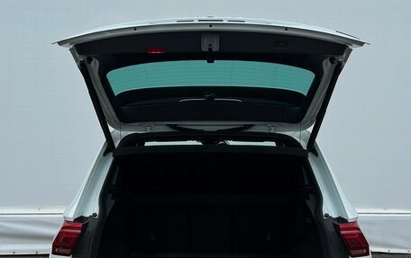 Volkswagen Tiguan II, 2022 год, 4 362 800 рублей, 17 фотография
