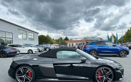 Audi R8, 2022 год, 15 600 000 рублей, 7 фотография