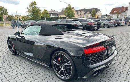 Audi R8, 2022 год, 15 600 000 рублей, 6 фотография