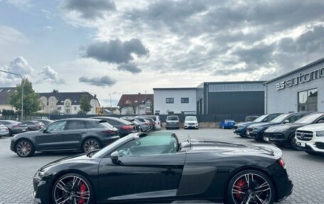 Audi R8, 2022 год, 15 600 000 рублей, 8 фотография