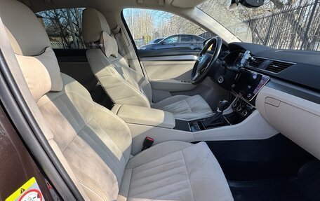 Skoda Superb III рестайлинг, 2017 год, 2 600 000 рублей, 7 фотография