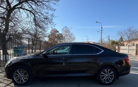Skoda Superb III рестайлинг, 2017 год, 2 600 000 рублей, 5 фотография