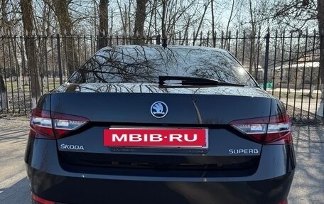 Skoda Superb III рестайлинг, 2017 год, 2 600 000 рублей, 4 фотография