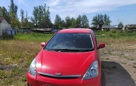 Toyota Wish II, 2004 год, 750 000 рублей, 2 фотография