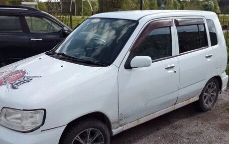Nissan Cube II, 2002 год, 180 000 рублей, 1 фотография