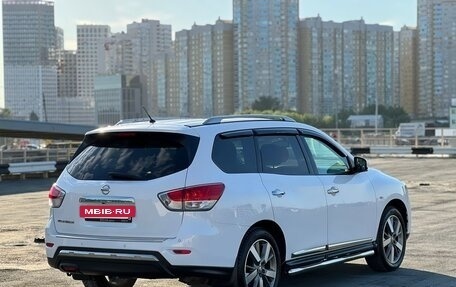 Nissan Pathfinder, 2014 год, 1 775 000 рублей, 6 фотография
