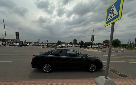 Toyota Camry, 2017 год, 2 250 000 рублей, 8 фотография