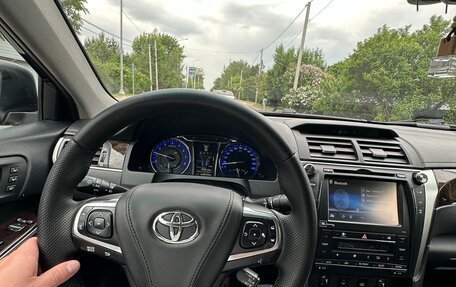 Toyota Camry, 2017 год, 2 250 000 рублей, 14 фотография