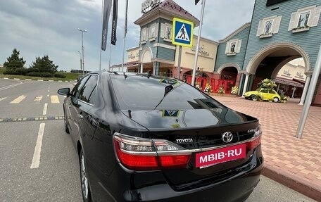 Toyota Camry, 2017 год, 2 250 000 рублей, 6 фотография