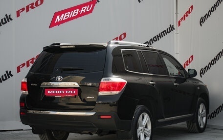 Toyota Highlander III, 2011 год, 2 150 000 рублей, 4 фотография