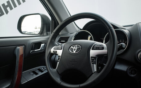 Toyota Highlander III, 2011 год, 2 150 000 рублей, 15 фотография