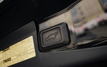 Toyota Highlander III, 2011 год, 2 150 000 рублей, 31 фотография