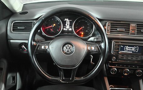 Volkswagen Jetta VI, 2017 год, 1 298 000 рублей, 12 фотография