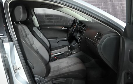 Volkswagen Jetta VI, 2017 год, 1 298 000 рублей, 10 фотография