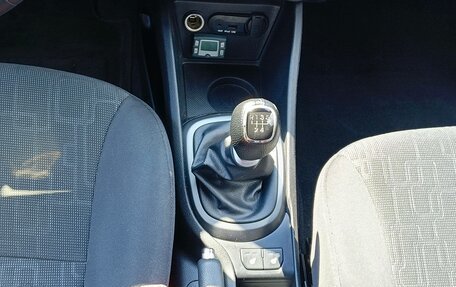 KIA Rio III рестайлинг, 2013 год, 779 995 рублей, 20 фотография
