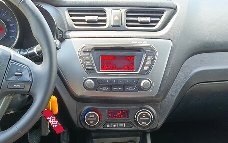 KIA Rio III рестайлинг, 2013 год, 779 995 рублей, 19 фотография