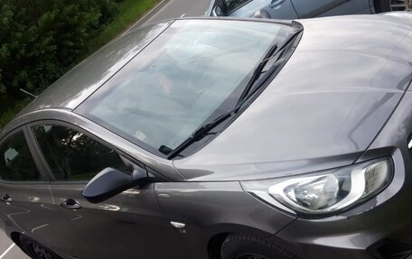 Hyundai Solaris II рестайлинг, 2013 год, 805 000 рублей, 3 фотография
