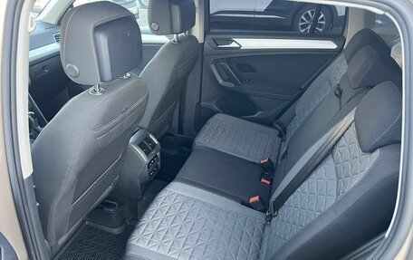 Volkswagen Tiguan II, 2021 год, 2 390 000 рублей, 7 фотография