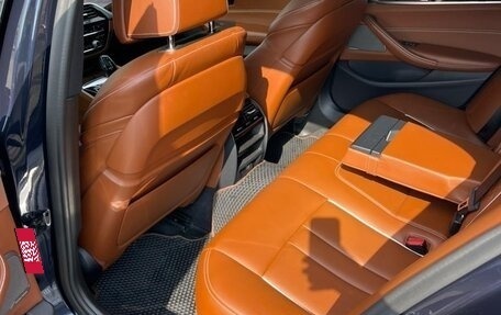 BMW 5 серия, 2019 год, 3 900 000 рублей, 4 фотография