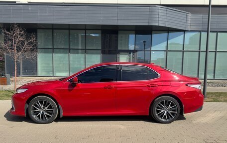 Toyota Camry, 2021 год, 3 490 000 рублей, 5 фотография