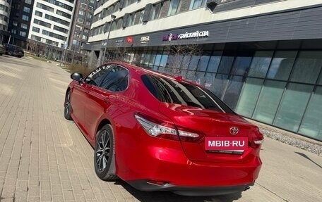 Toyota Camry, 2021 год, 3 490 000 рублей, 18 фотография