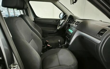 Skoda Yeti I рестайлинг, 2015 год, 1 190 000 рублей, 10 фотография