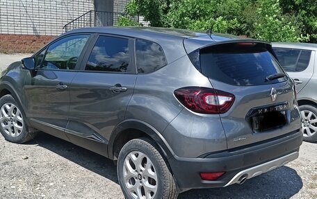 Renault Kaptur I рестайлинг, 2016 год, 1 280 000 рублей, 3 фотография