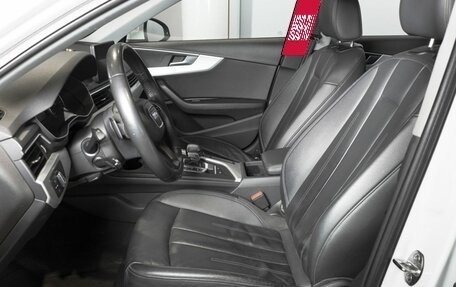 Audi A4, 2018 год, 1 670 000 рублей, 16 фотография