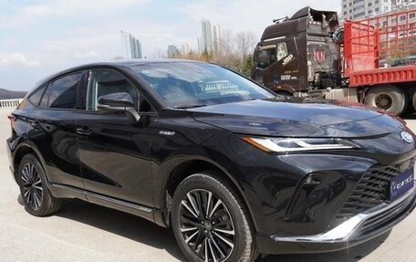 Toyota Venza, 2022 год, 3 600 000 рублей, 3 фотография