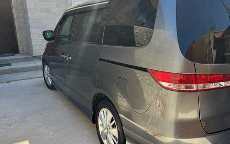 Honda Elysion I, 2008 год, 770 000 рублей, 3 фотография