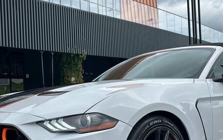 Ford Mustang VI рестайлинг, 2018 год, 3 500 000 рублей, 11 фотография
