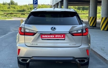 Lexus RX IV рестайлинг, 2018 год, 4 100 000 рублей, 7 фотография