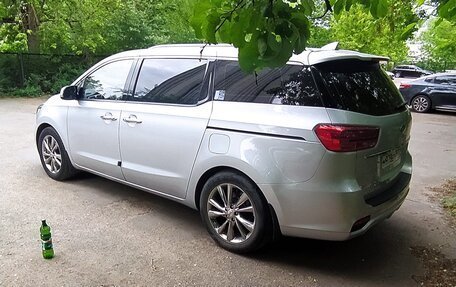 KIA Carnival III, 2019 год, 2 850 000 рублей, 4 фотография