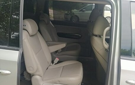 KIA Carnival III, 2019 год, 2 850 000 рублей, 5 фотография