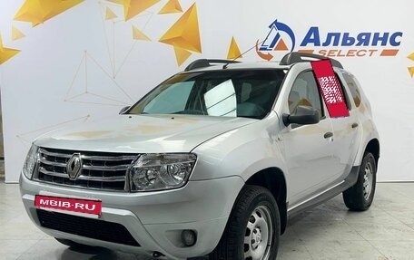 Renault Duster I рестайлинг, 2012 год, 860 000 рублей, 7 фотография
