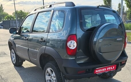 Chevrolet Niva I рестайлинг, 2015 год, 680 000 рублей, 6 фотография