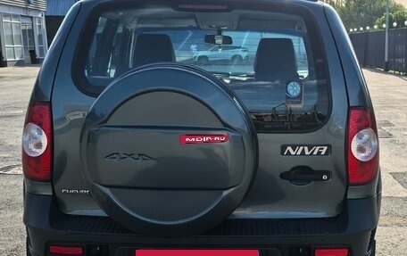 Chevrolet Niva I рестайлинг, 2015 год, 680 000 рублей, 5 фотография